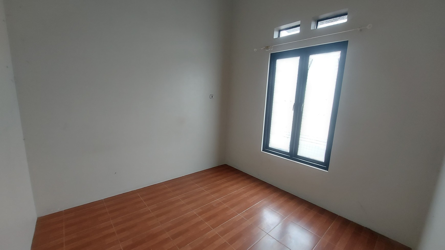 Disewakan Rumah 2 Lantai di Green Nature Cinere