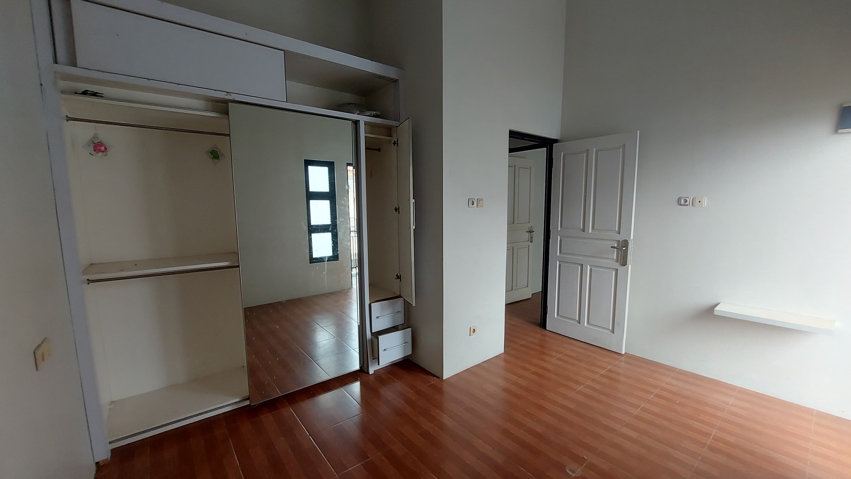 Disewakan Rumah 2 Lantai di Green Nature Cinere