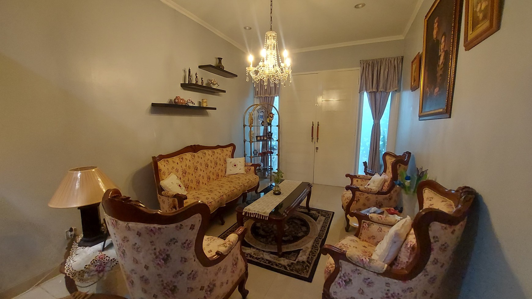 Rumah Bagus dan Nyaman di Villa Delima Lebak Bulus