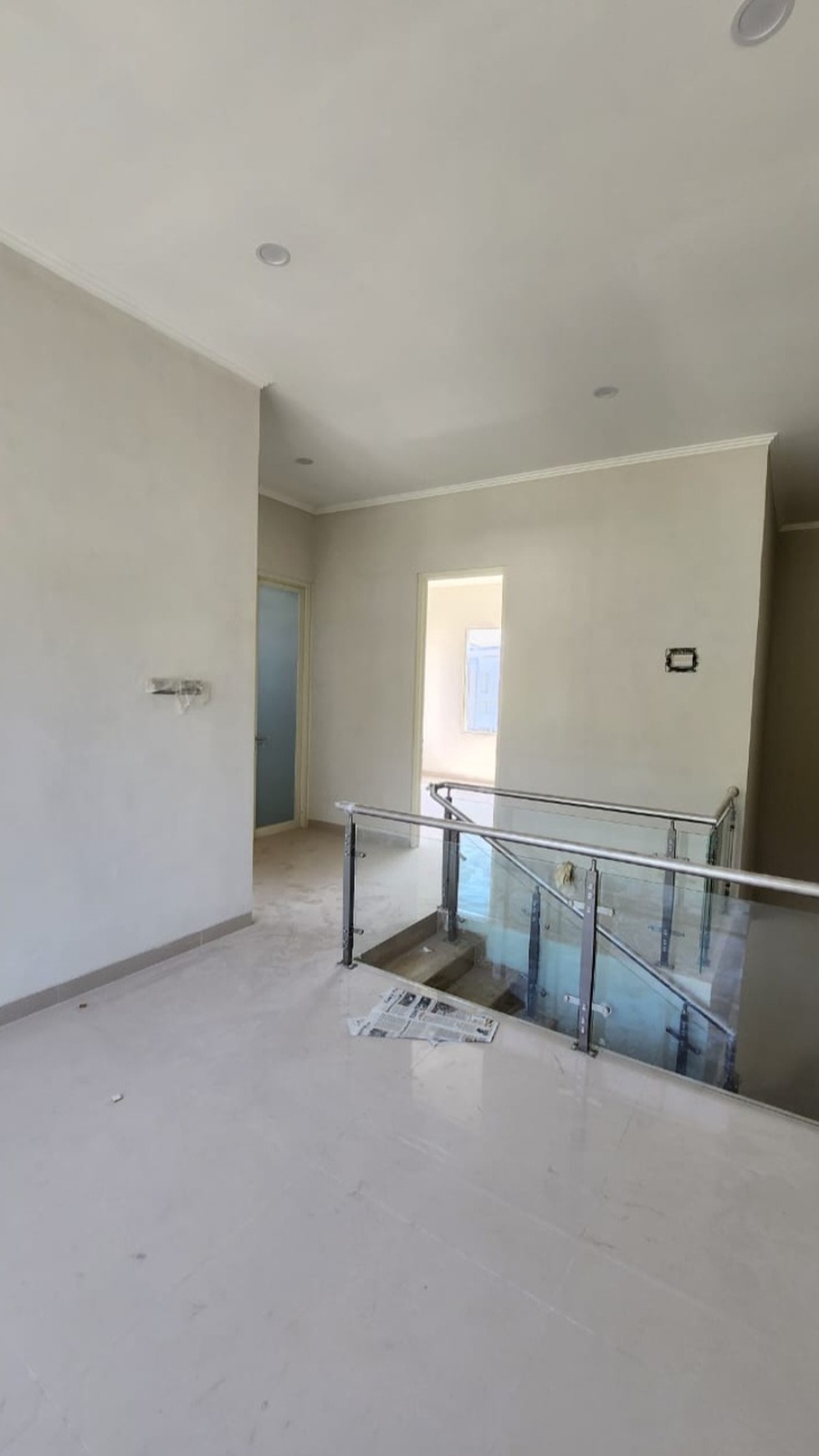 Murah New Disewakan Rumah Royal Residence Area Citraland, Pakuwon Indah, Graha Family