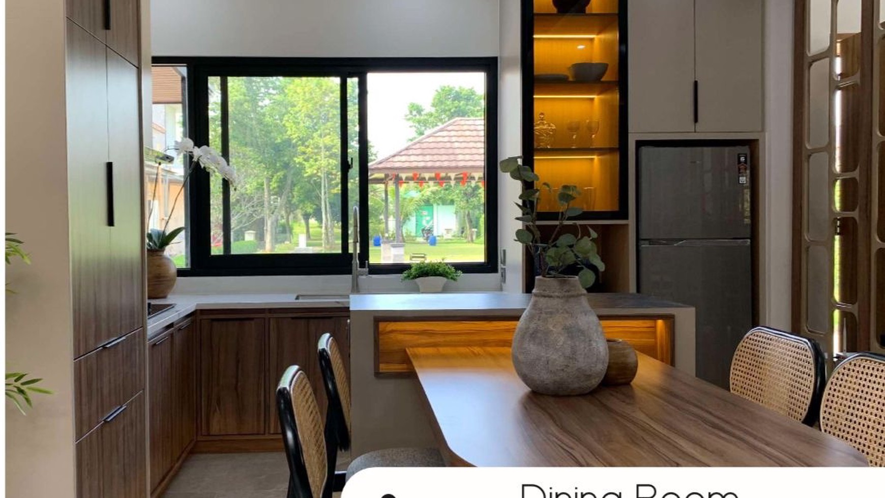Rumah Hoek Baru Full Furnished di Tatar Banyak Sumba KBP Kota Baru Parahyangan