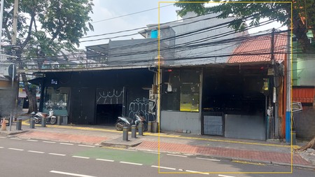 Rumah 2,5 Lantai Lokasi Dekat dengan Tempat Usaha di Tebet Jaksel