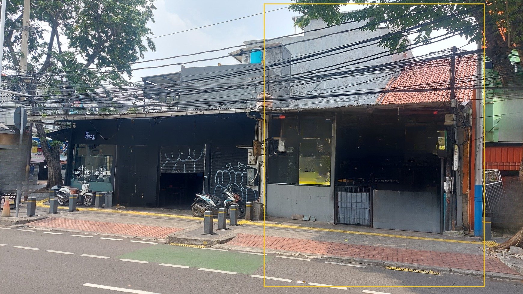 Rumah 2,5 Lantai Lokasi Dekat dengan Tempat Usaha di Tebet Jaksel