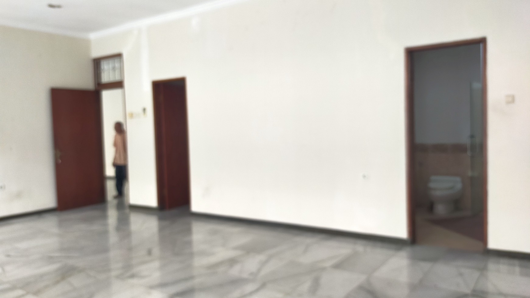 Dua Unit Rumah Klasik di Zonasi Komersial K2 Area Cipete