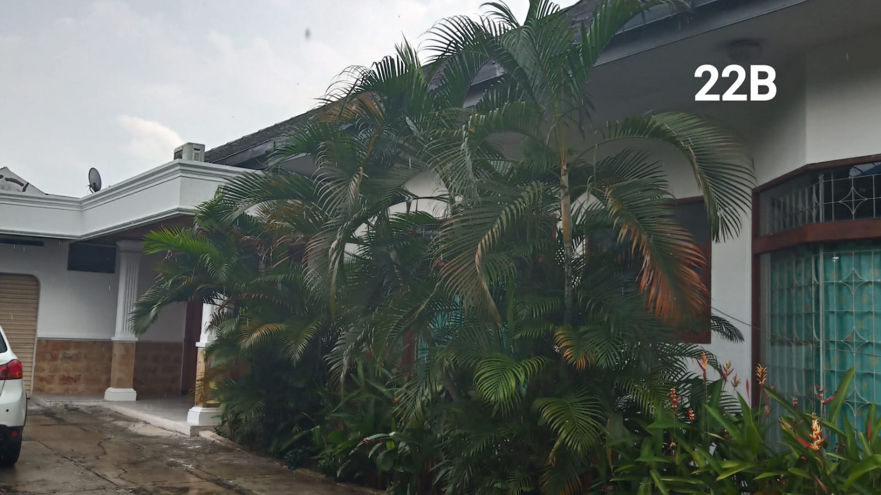 Dua Unit Rumah Klasik di Zonasi Komersial K2 Area Cipete