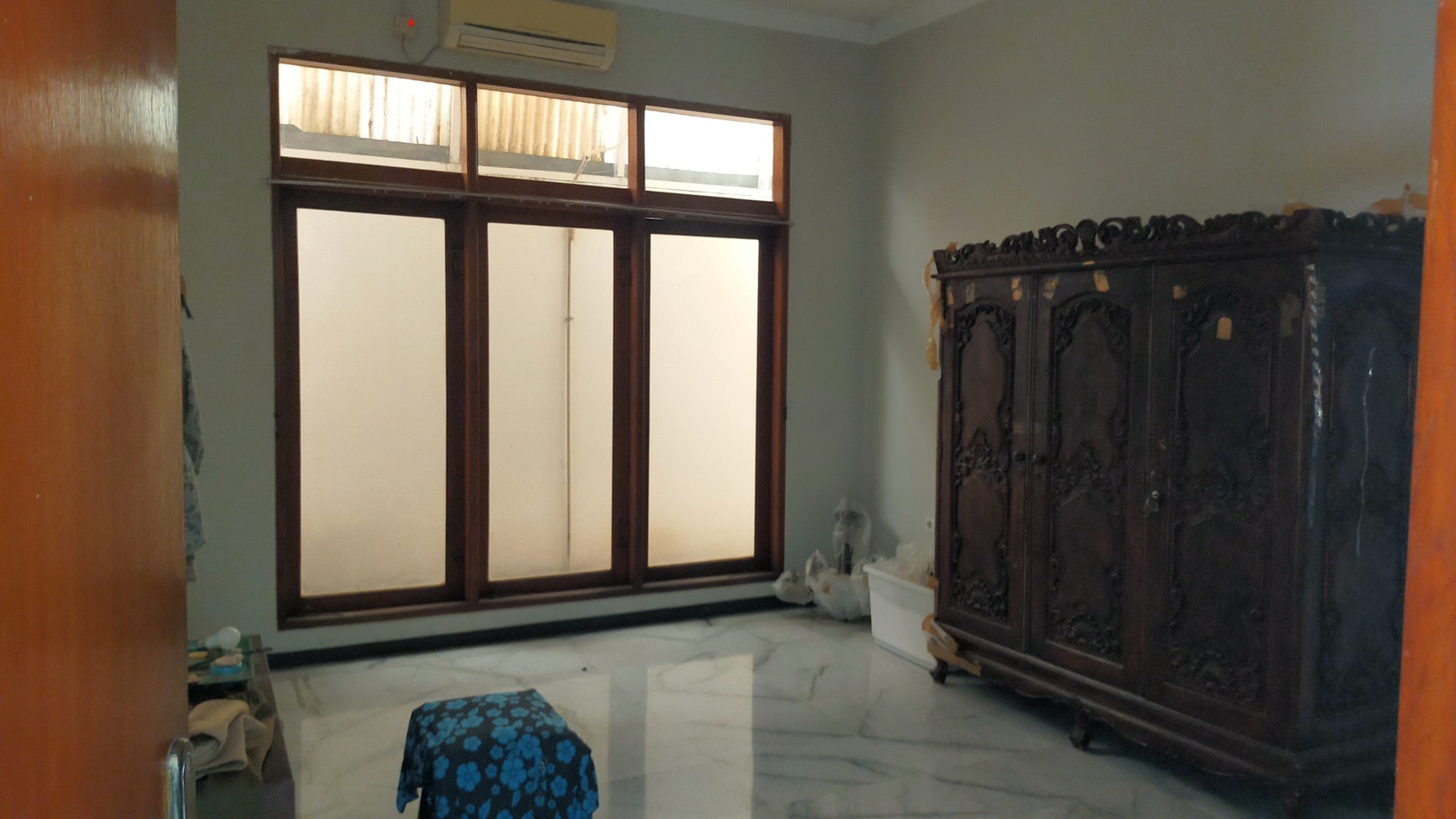 Dua Unit Rumah Klasik di Zonasi Komersial K2 Area Cipete