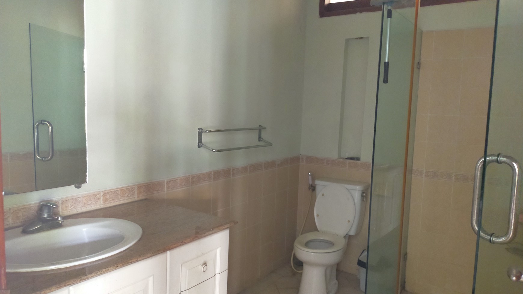 Dua Unit Rumah Klasik di Zonasi Komersial K2 Area Cipete