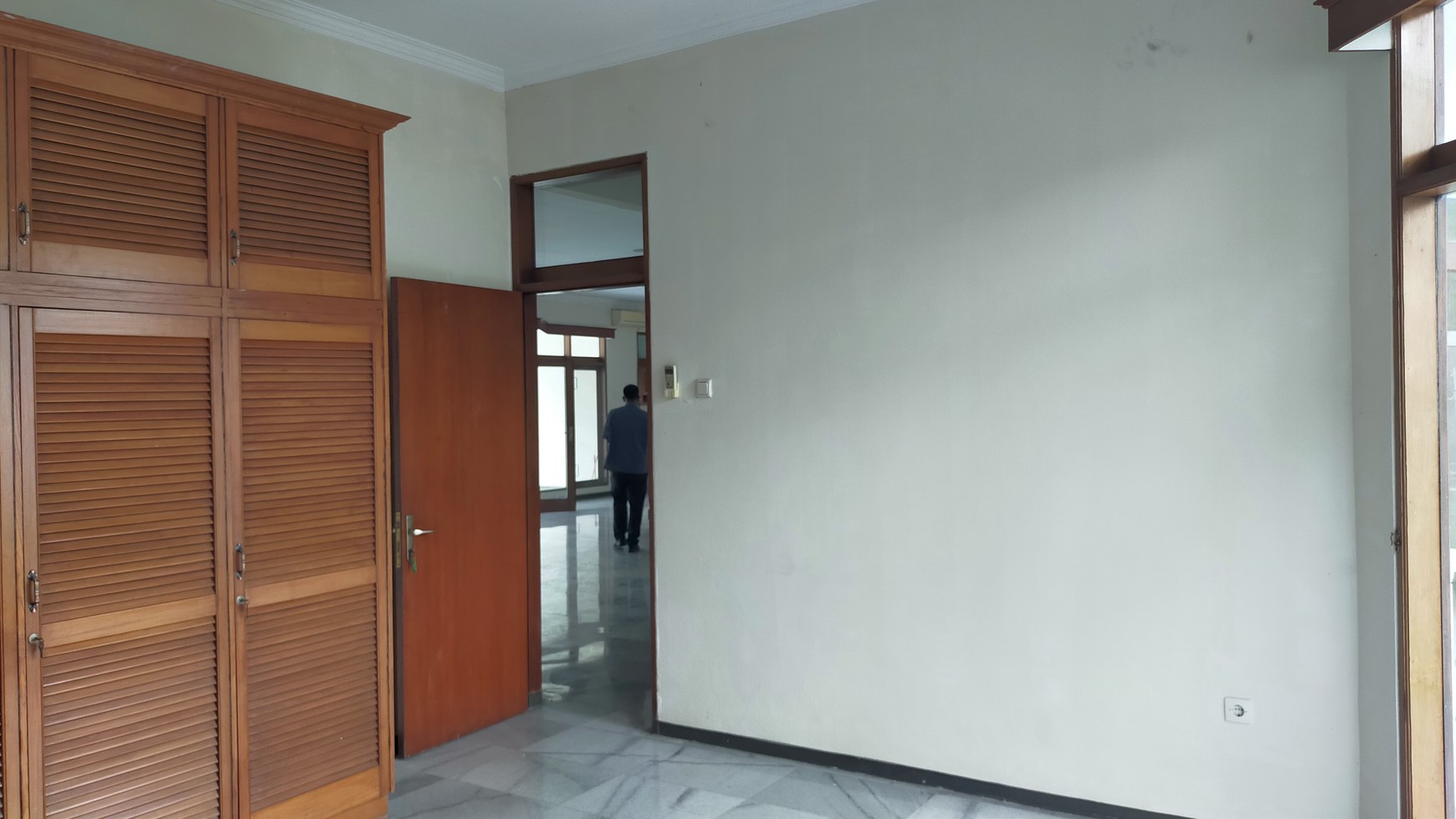 Dua Unit Rumah Klasik di Zonasi Komersial K2 Area Cipete