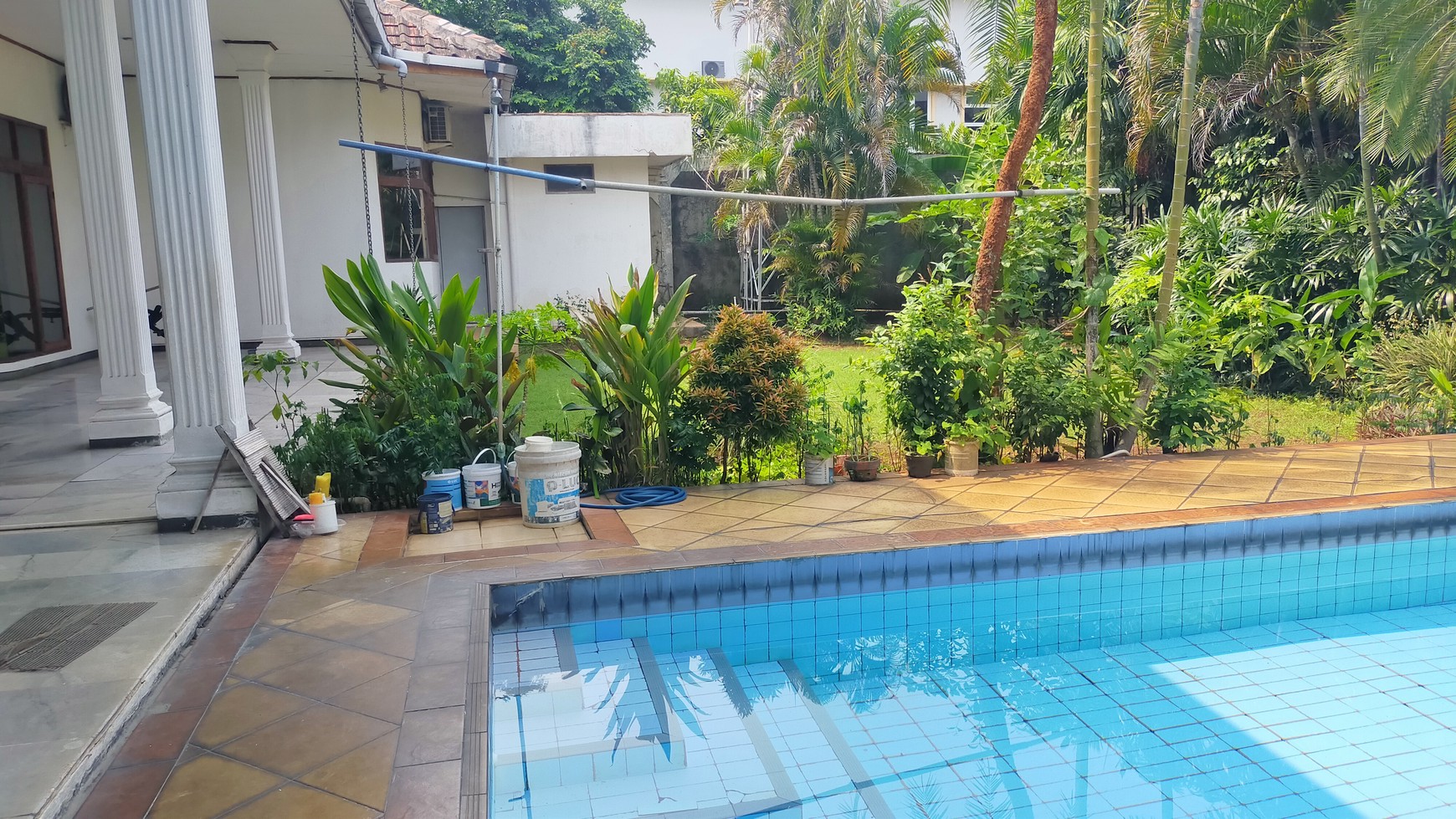 Dua Unit Rumah Klasik di Zonasi Komersial K2 Area Cipete