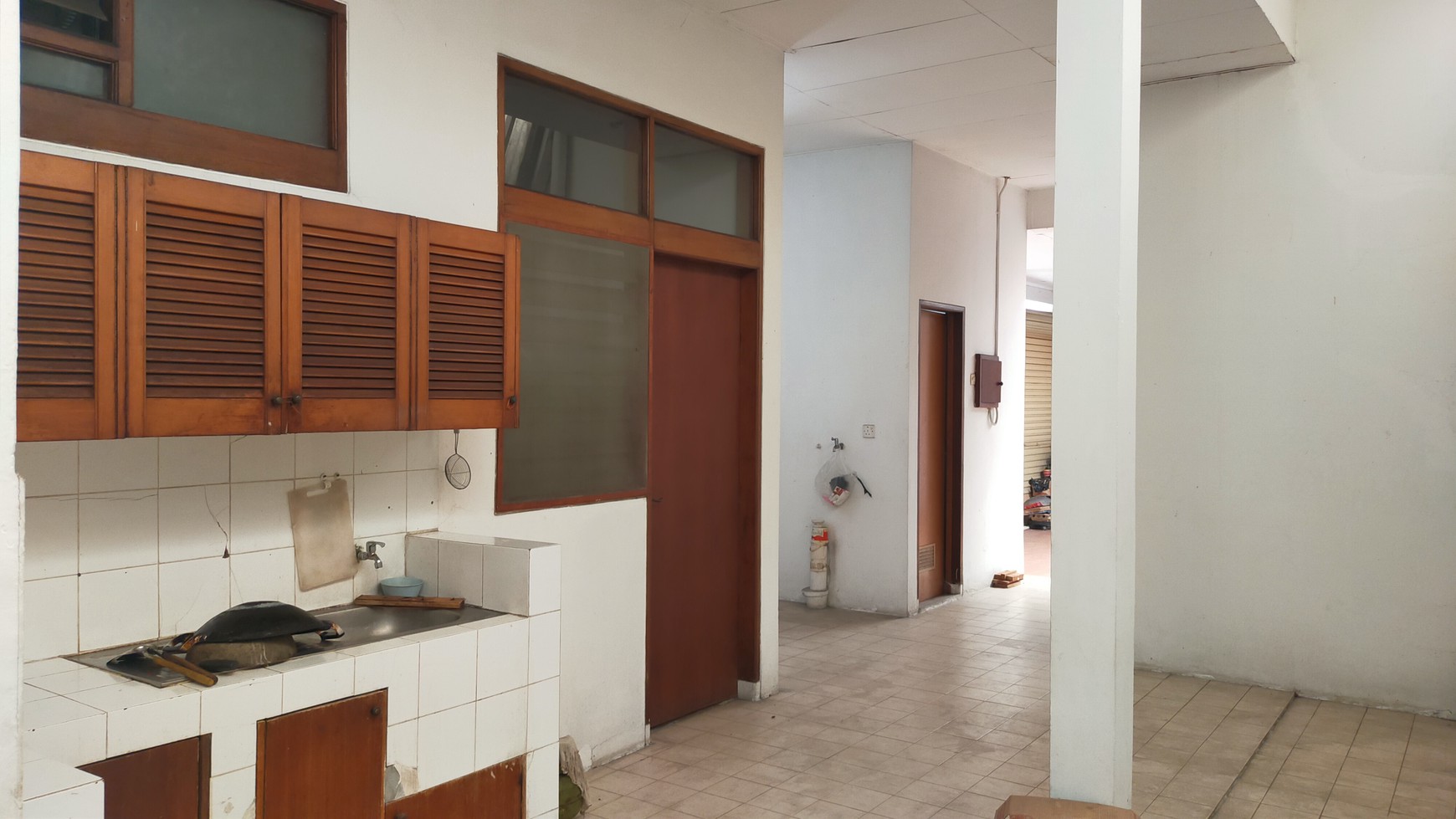 Dua Unit Rumah Klasik di Zonasi Komersial K2 Area Cipete