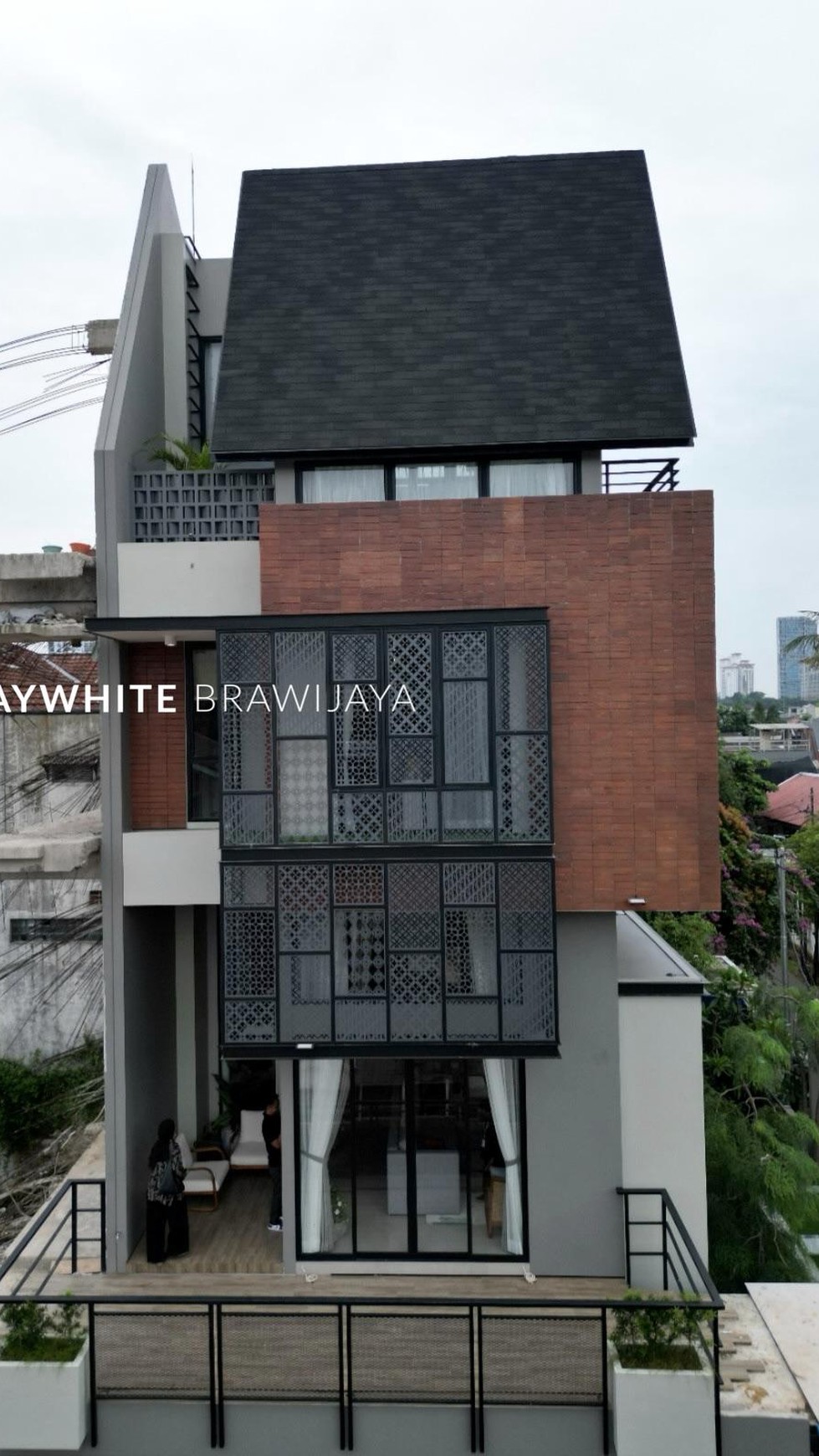 Rumah Hitung Tanah Area Cipete