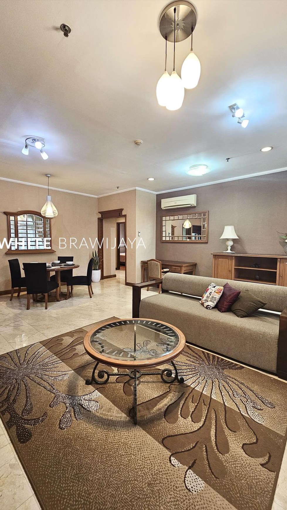 Rumah Hitung Tanah Area Cipete