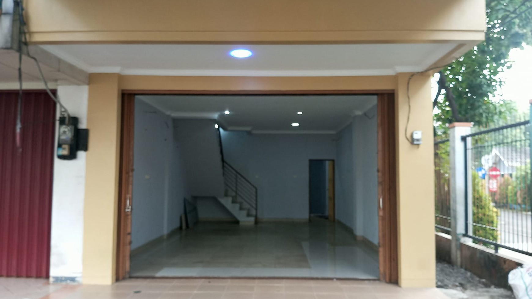 Dijual Ruko Bulevar Hijau, Parkir Luas, Lokasi Favorit Harapan Indah, Bekasi