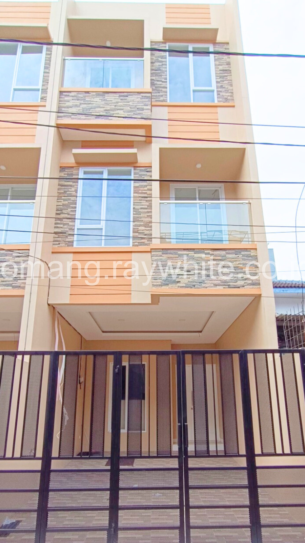Rumah Baru Dijual di Tomang