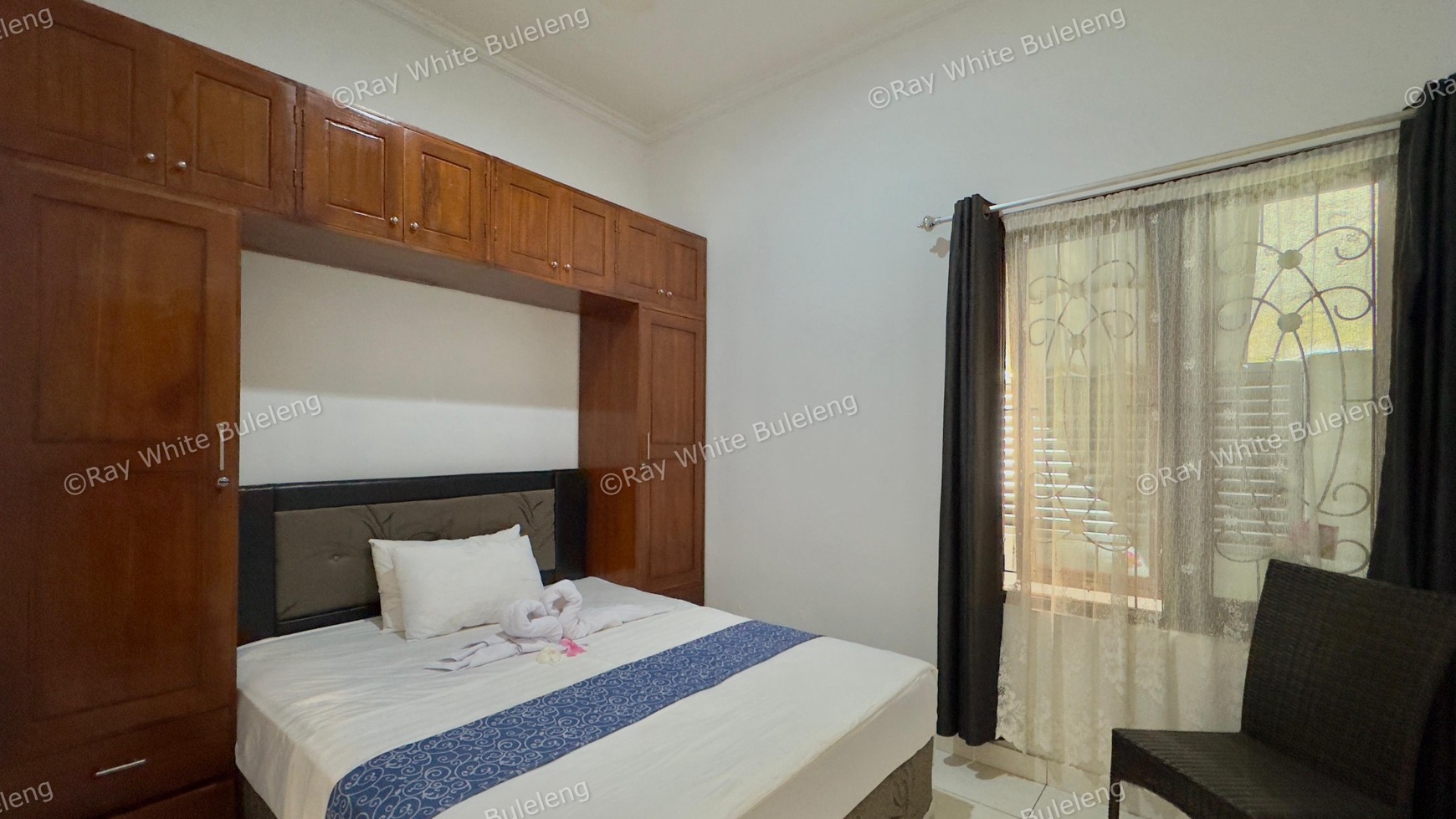 CHARMING 3-BEDROOM VILLA - JUST 5 MINUTES FROM LOVINA