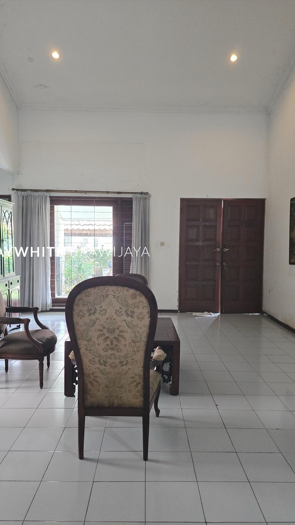 Rumah Hitung Tanah Area Cirendeu Lebak Bulus