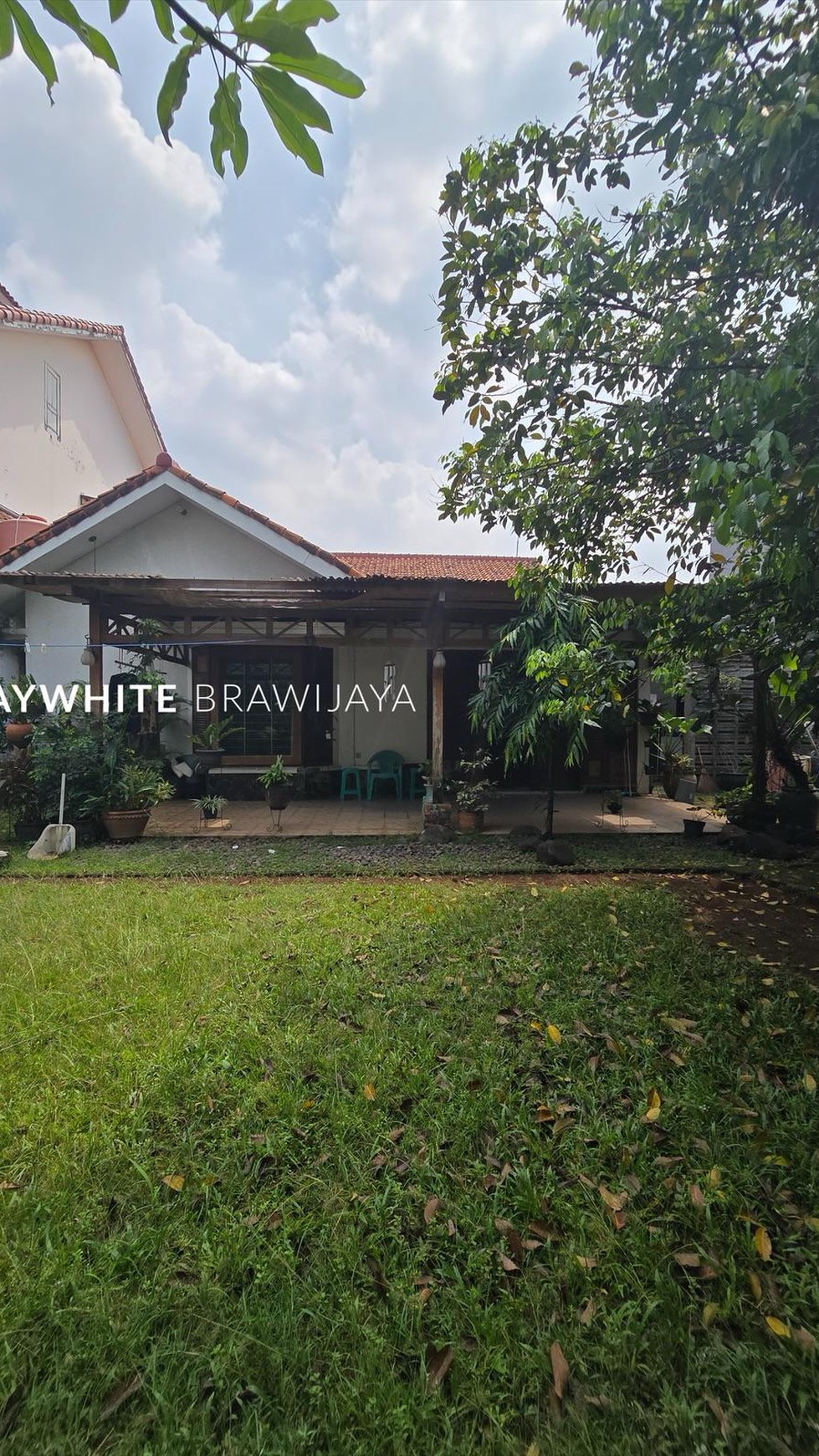 Rumah Hitung Tanah Area Cirendeu Lebak Bulus