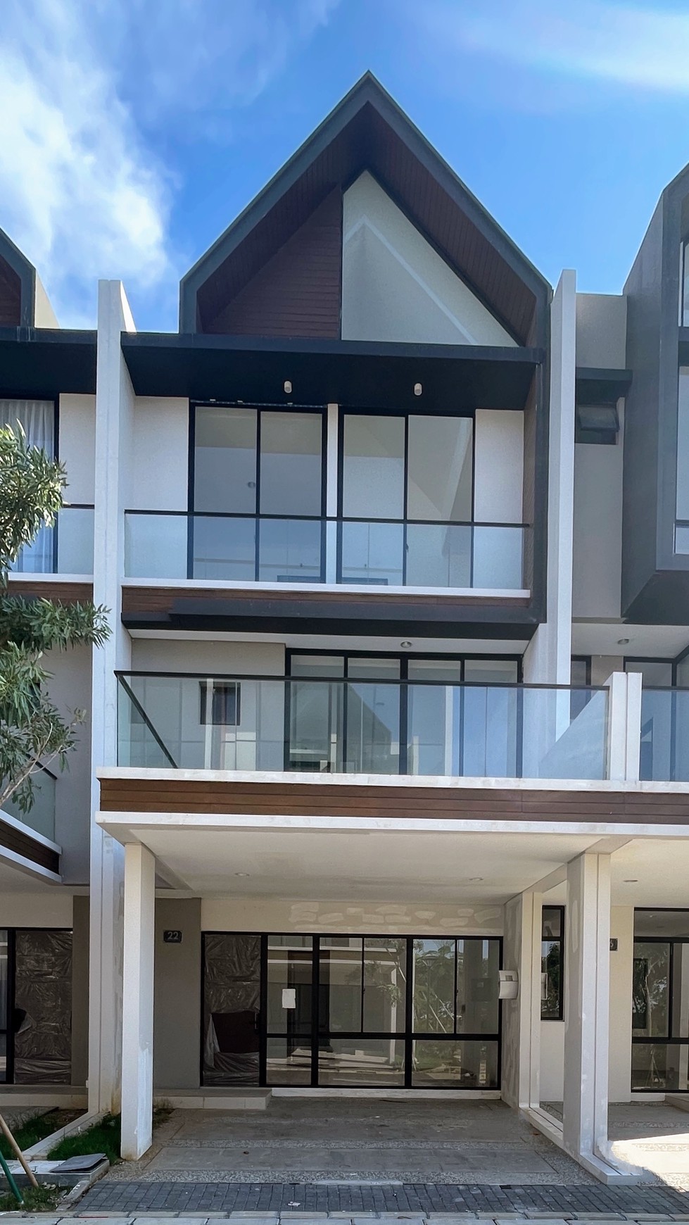 Rumah Tumbuh Gaya Jepang Minimalis Osaka Residence PIK 2