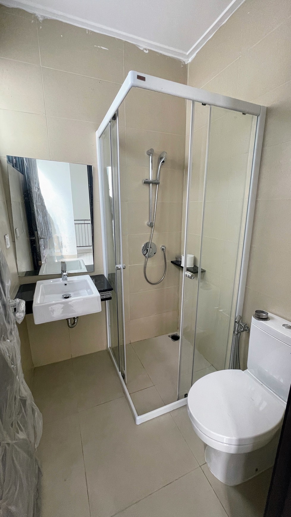 Rumah Tumbuh Gaya Jepang Minimalis Osaka Residence PIK 2