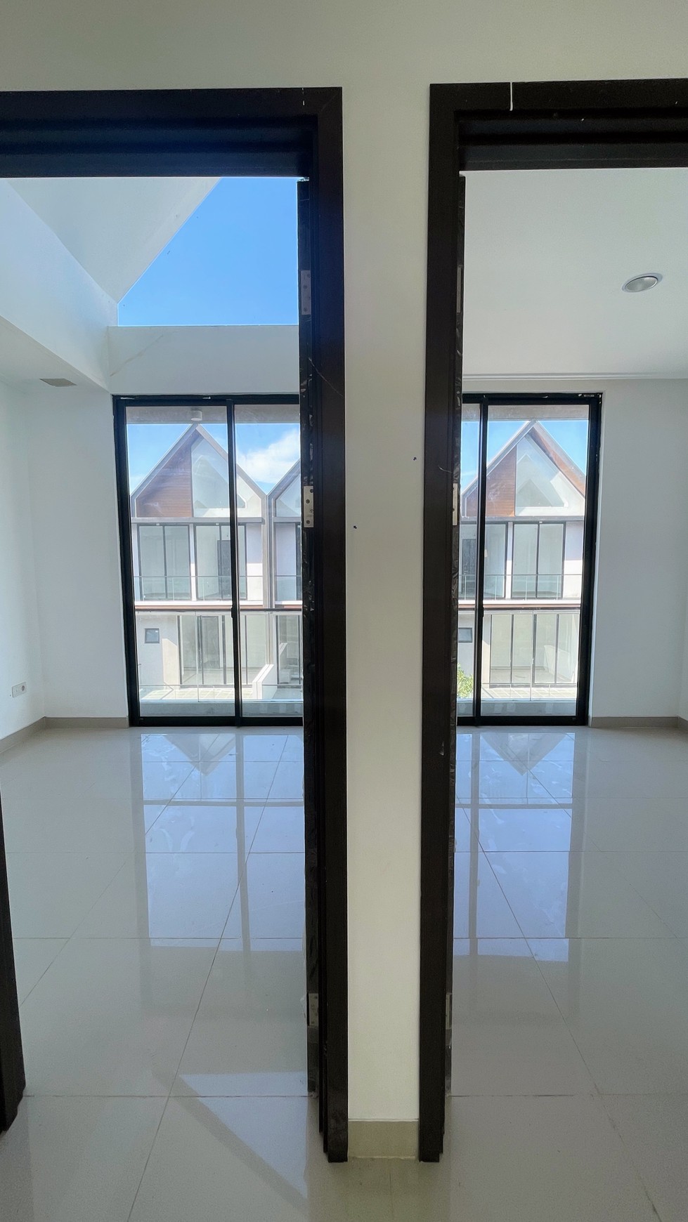 Rumah Tumbuh Gaya Jepang Minimalis Osaka Residence PIK 2