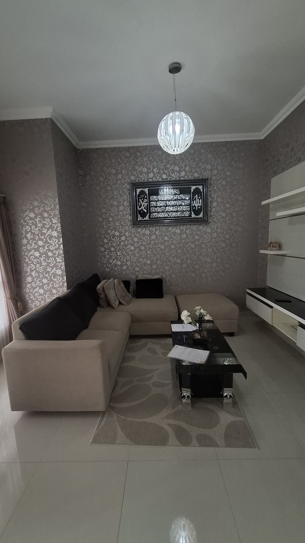 Rumah Modern Minimalis + Furniture Di Pondok Permai II Lokasi Startegis Dekat UGM  