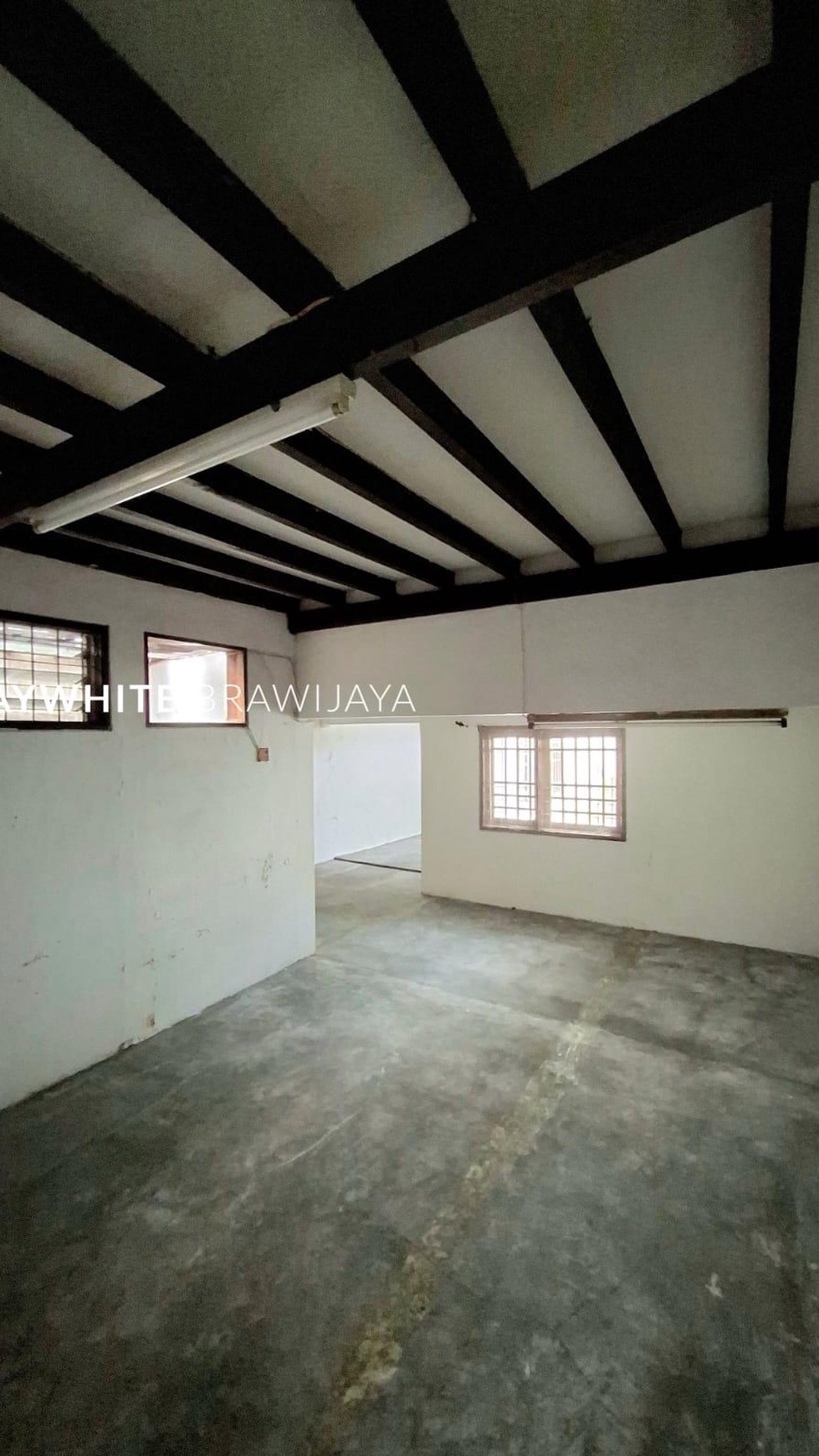 Rumah Lama Butuh Renovasi Area Kebayoran Baru