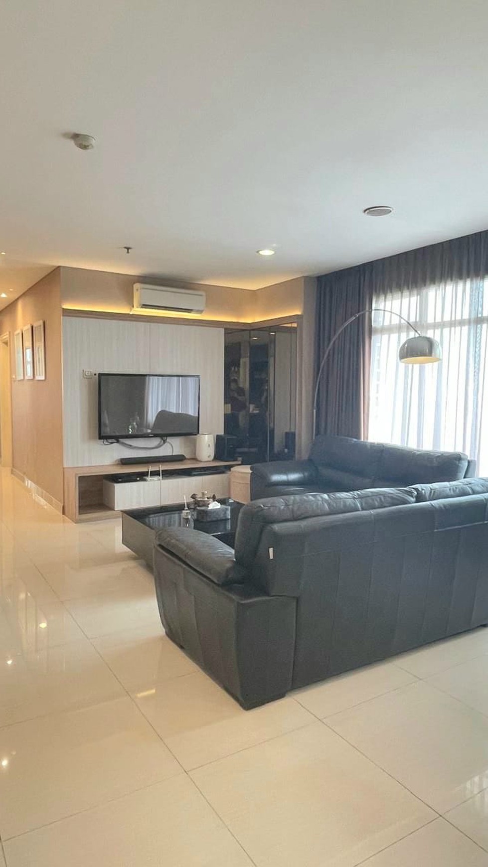 Apartemen Pantai Mutiara With Sea View