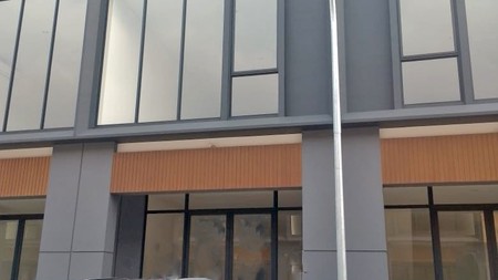 Ruko 2 lantai di Hampton Gading Serpong