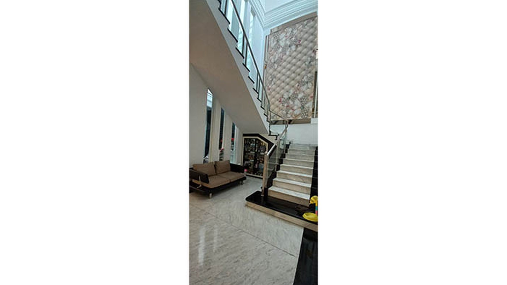 Rumah Artha Gading Villa, Kelapa Gading