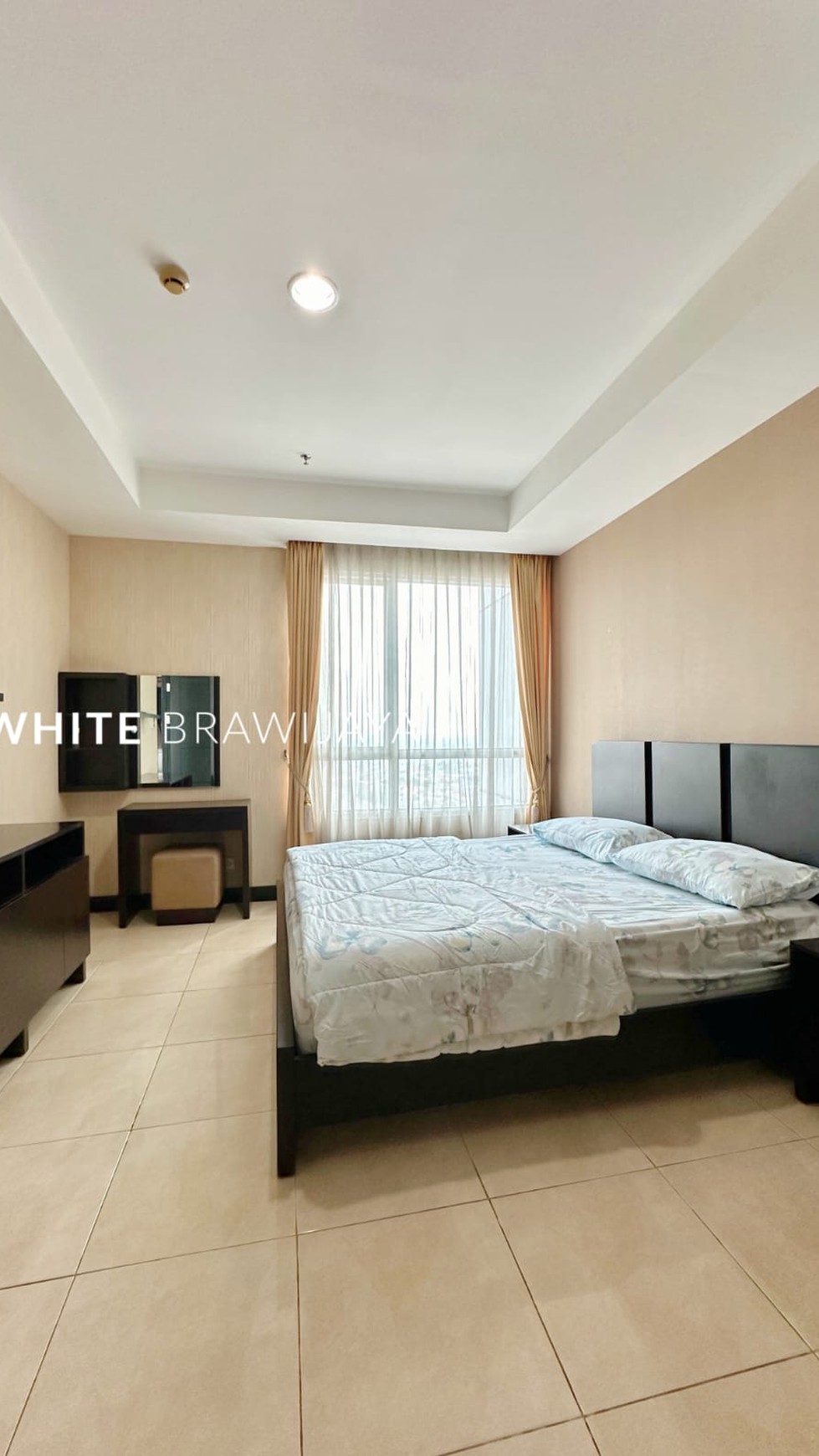 Essence Darmawangsa Tower Eminence 2