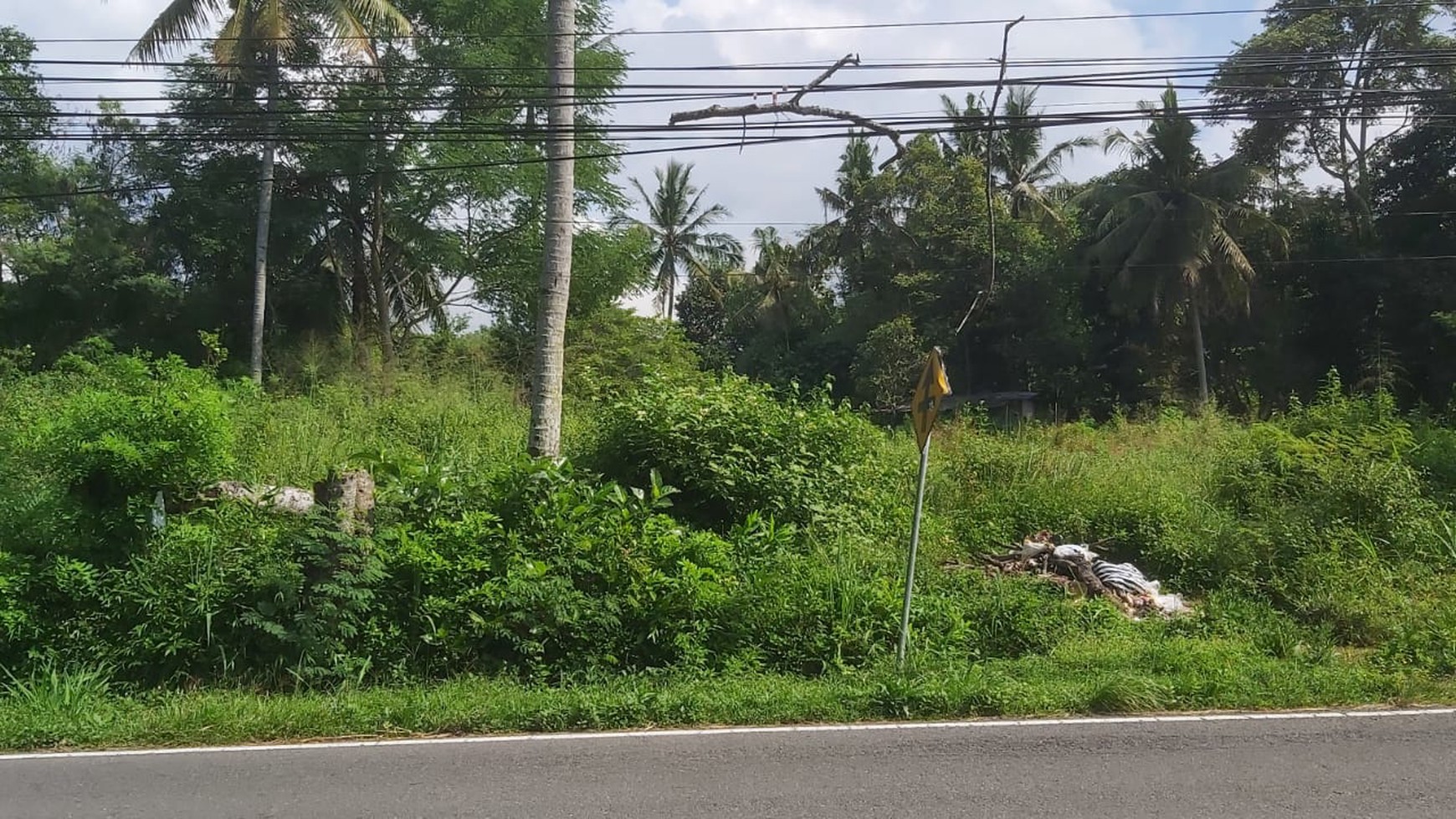 Investasi Tanah 3846 Meter Persegi Cocok Untuk Resto & SPBU Di Sleman.