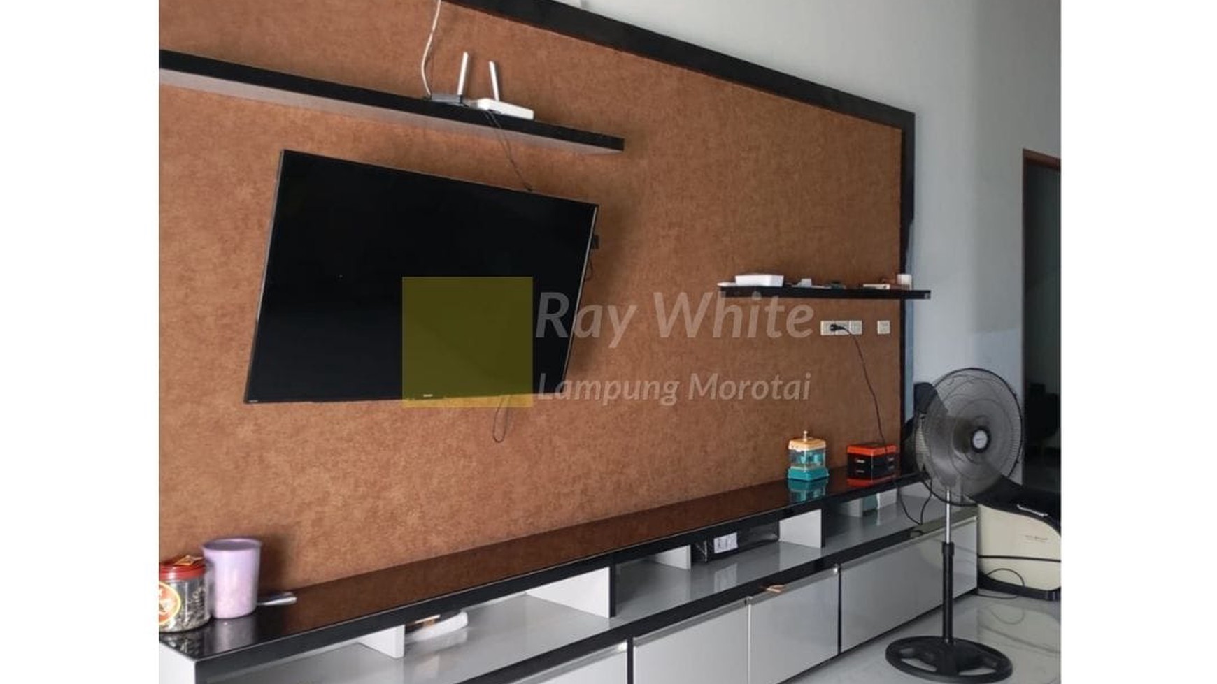 Dijual rumah mewah di Beringin Raya Kemiling