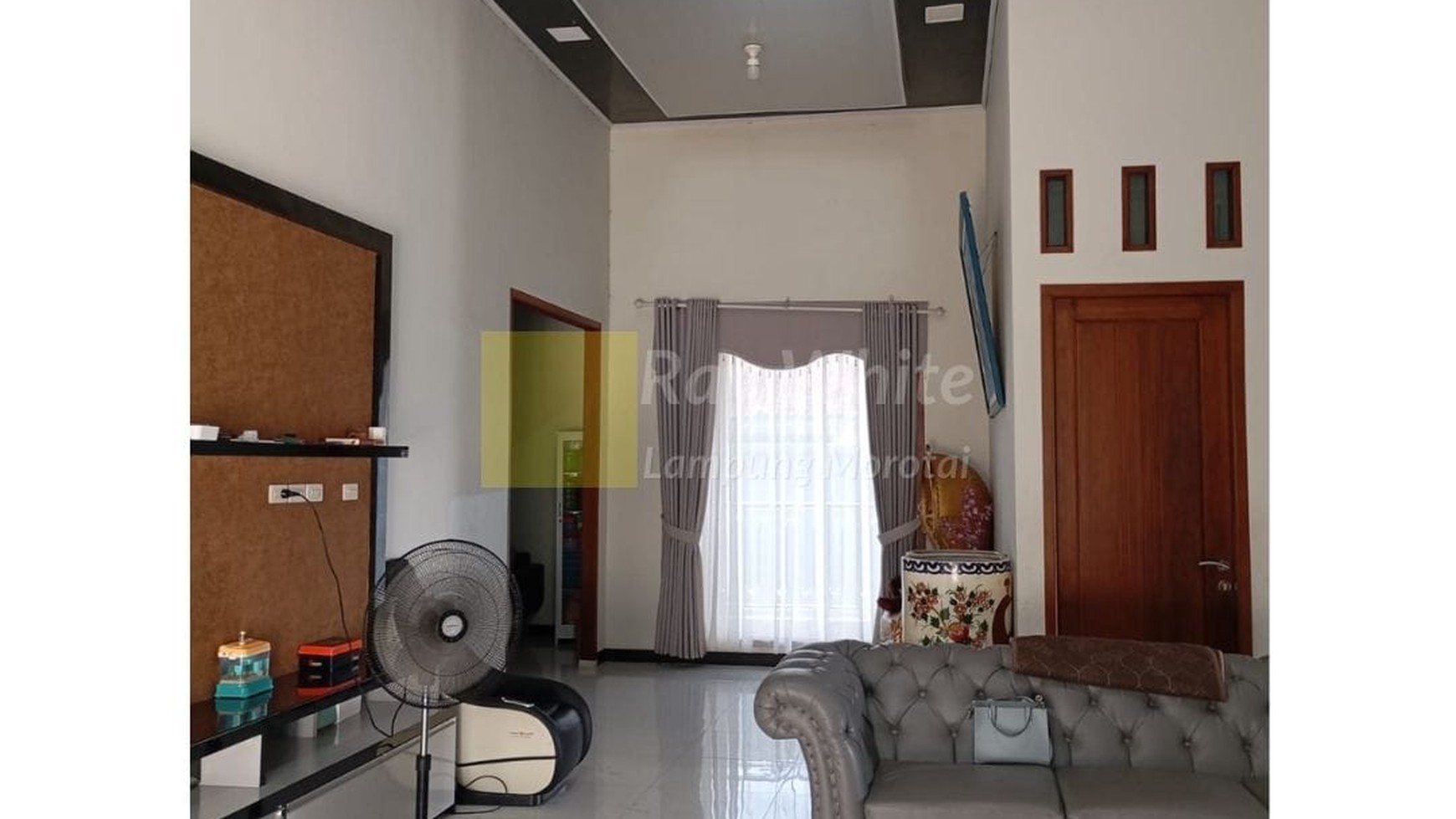 Dijual rumah mewah di Beringin Raya Kemiling