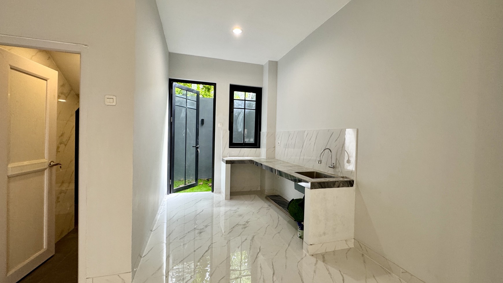 Dijual Ruko di Jalan Setia Warga Jelambar Baru, Jakarta Barat