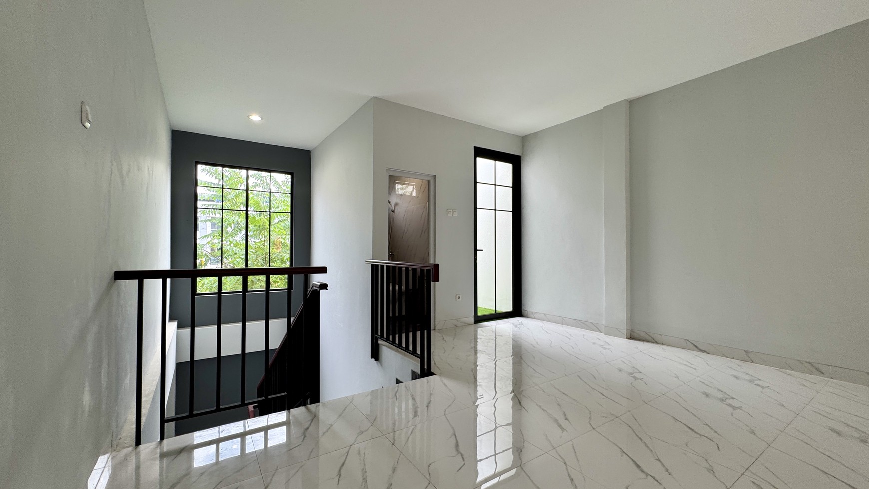 Dijual Ruko di Jalan Setia Warga Jelambar Baru, Jakarta Barat
