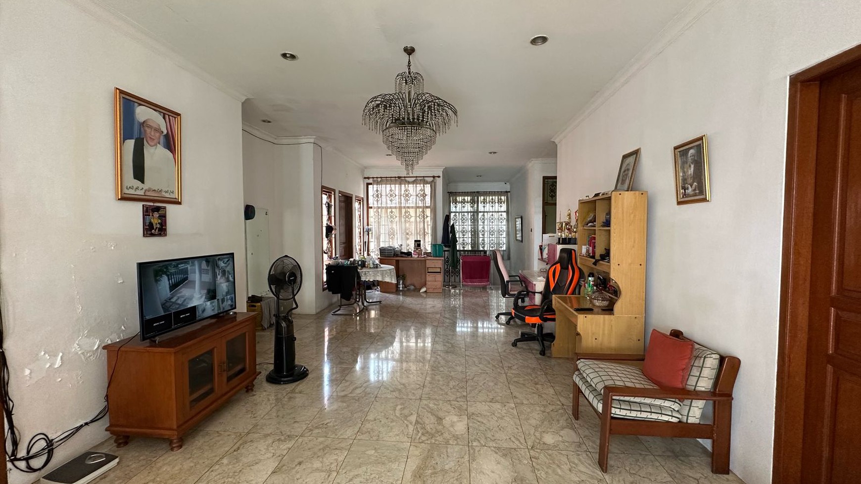 Rumah Siap Huni & Investasi, Lokasi Premium KT 5 di Pondok Indah Jakarta Selatan