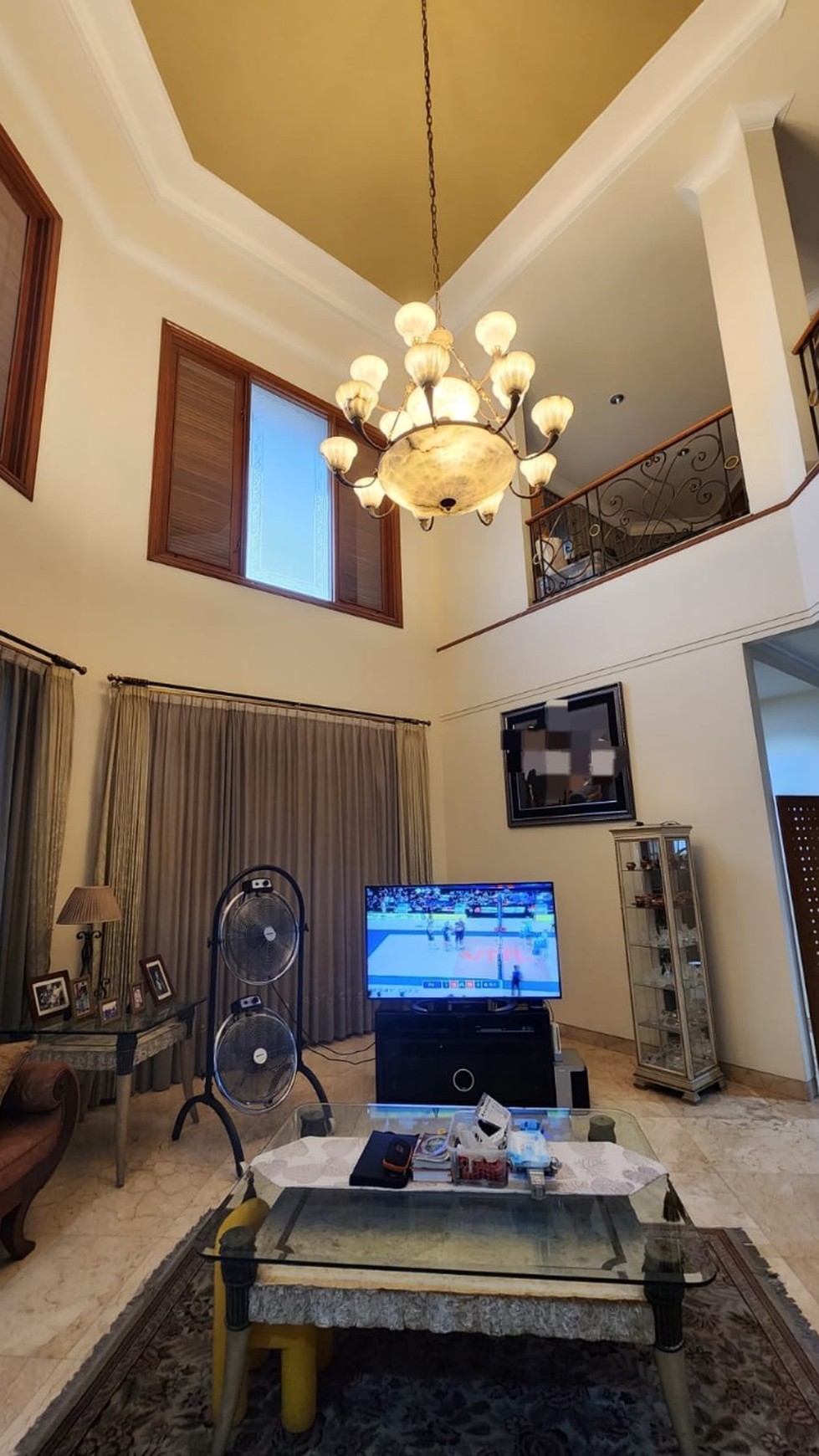 Turun Harga Siap Huni Rumah Mewah Lama Ada Swimming Pool Besar di Pondok Indah Jakarta Selatan