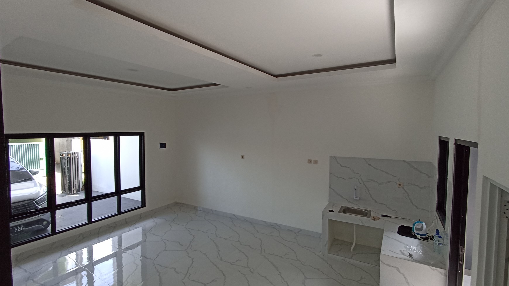 Rumah Baru Modern 2 Lantai - Nyaman, Siap Huni di Lubang Buaya, Cipayung - Jakarta Timur