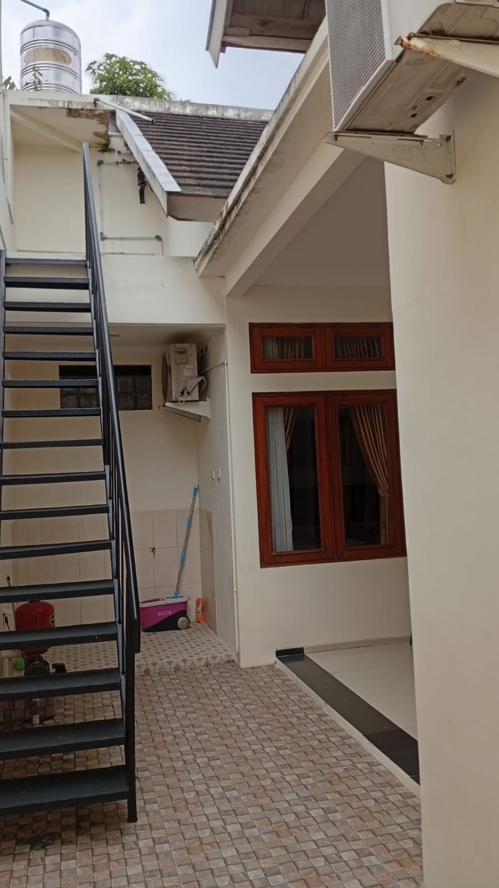 Rumah Dalam Perum Jambon Residence Kricak Tegalrejo Yogyakarta