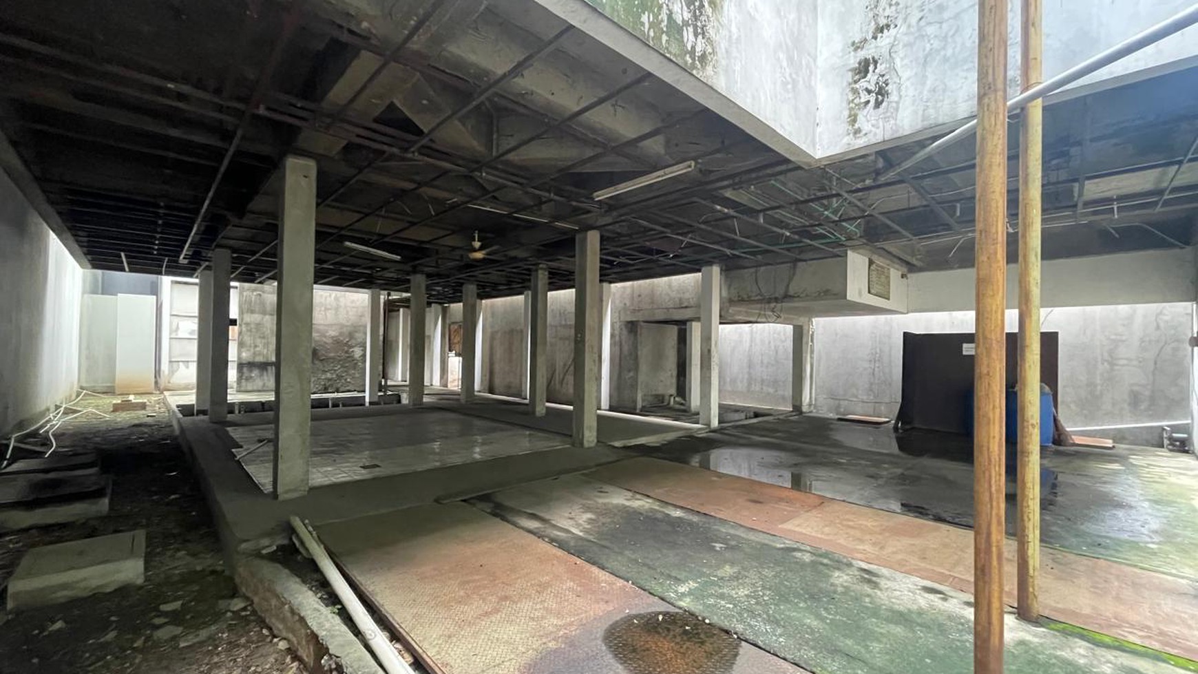 Properti Premium di kawasan Cideng, Jakarta Pusat, luas : 600 m2, lokasi tenang, Harga mendekati NJOP