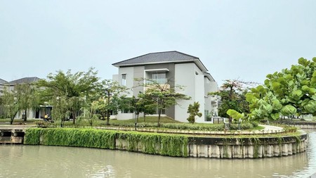 Rumah Mewah View Danau The Piano Golf Island
