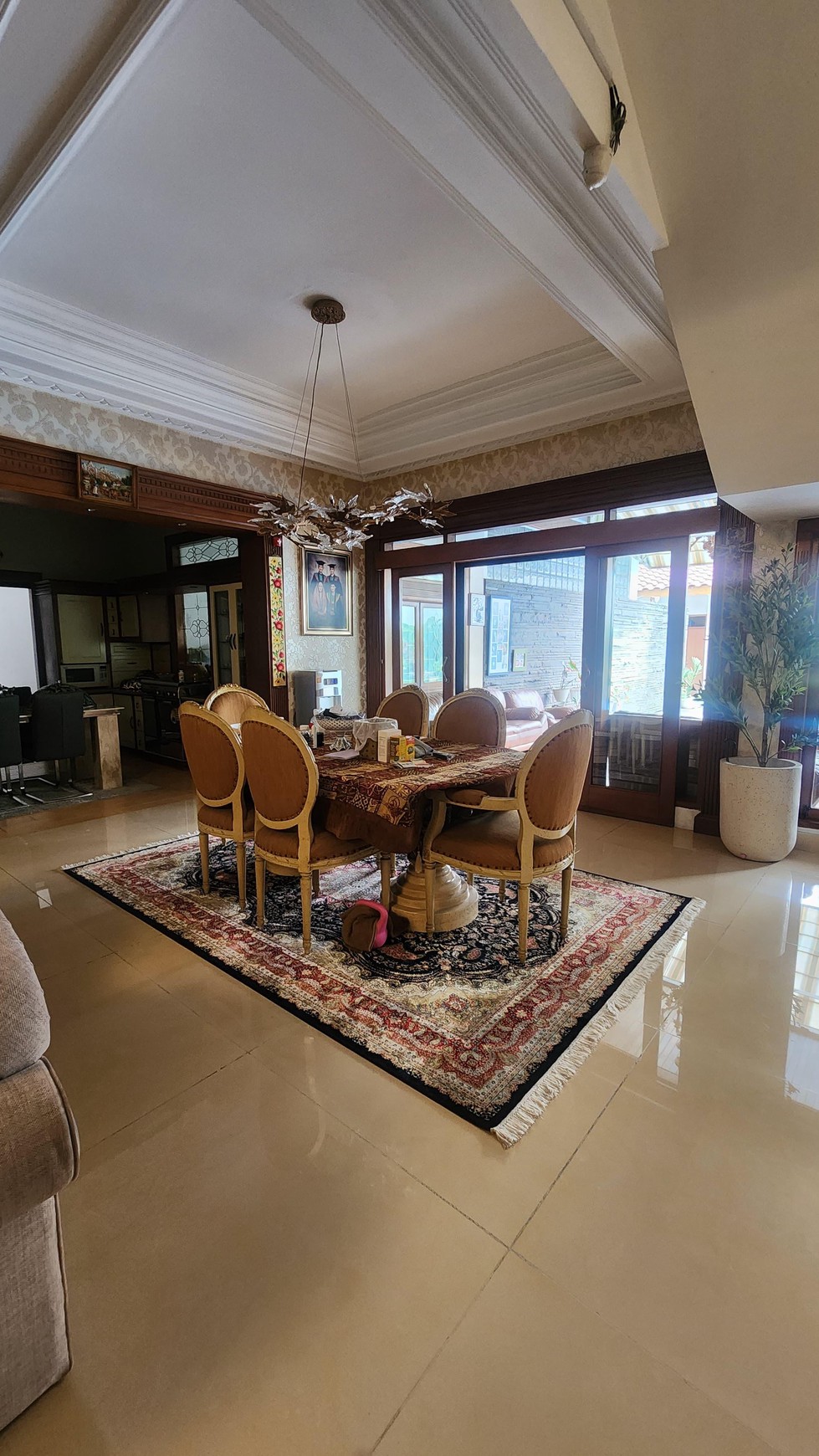 Rumah Hitung Tanah Area Cipete