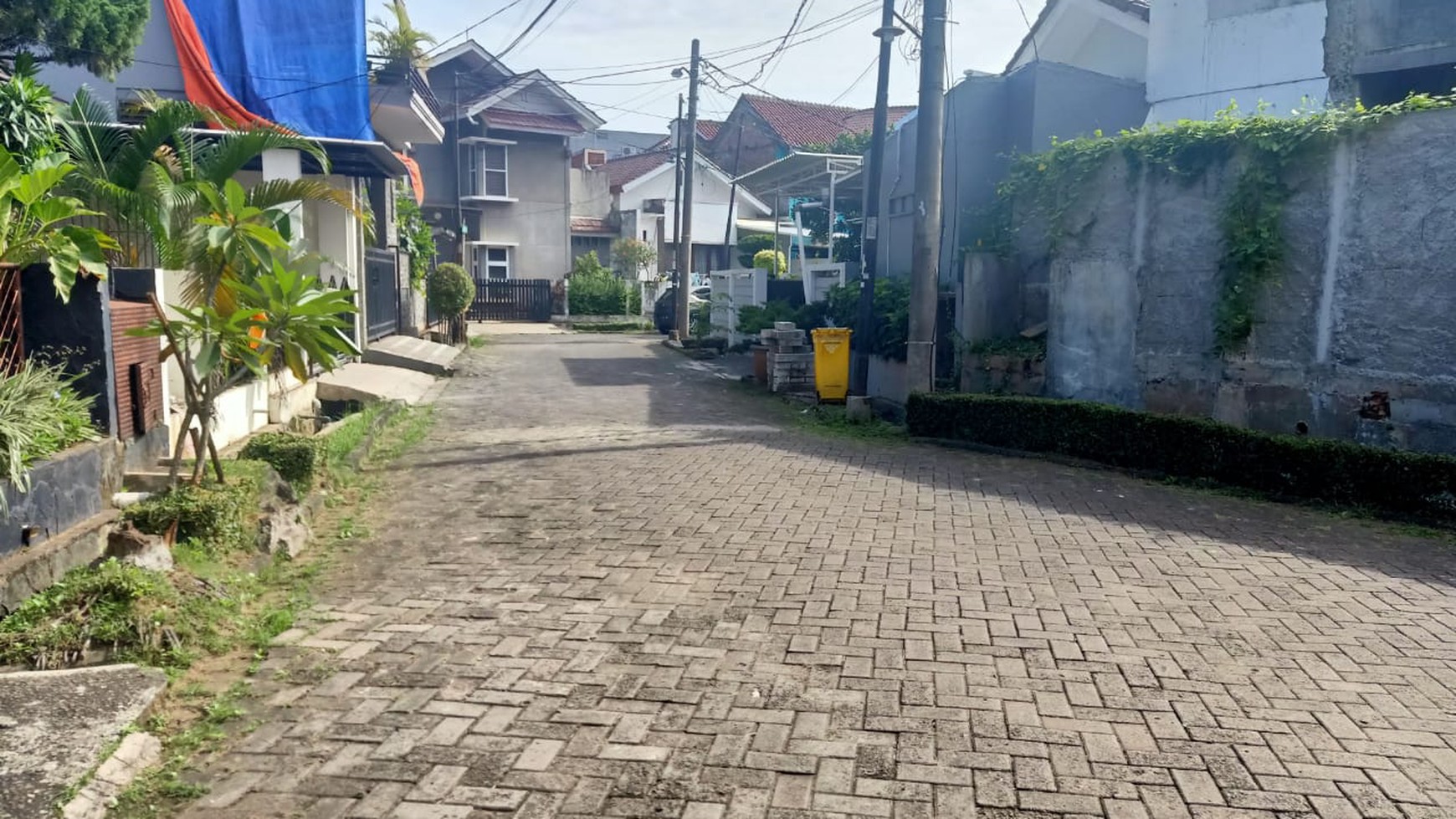 Di Sewa Rumah 2 Lantai Nyaman dan Asri di Bintaro, Sektor 5