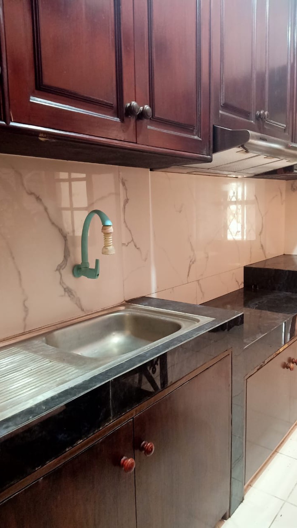 Di Sewa Rumah 2 Lantai Nyaman dan Asri di Bintaro, Sektor 5