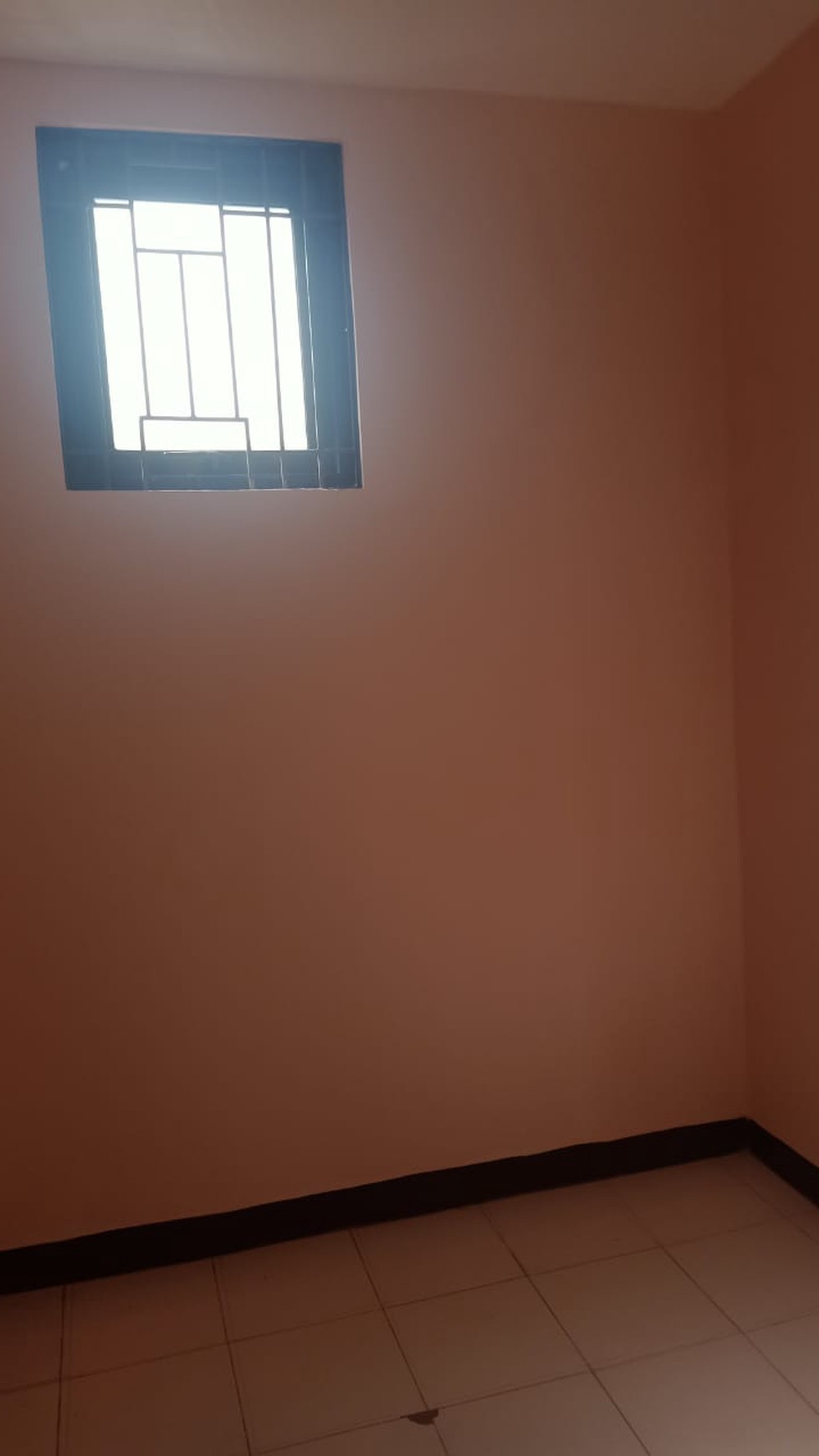 Di Sewa Rumah 2 Lantai Nyaman dan Asri di Bintaro, Sektor 5