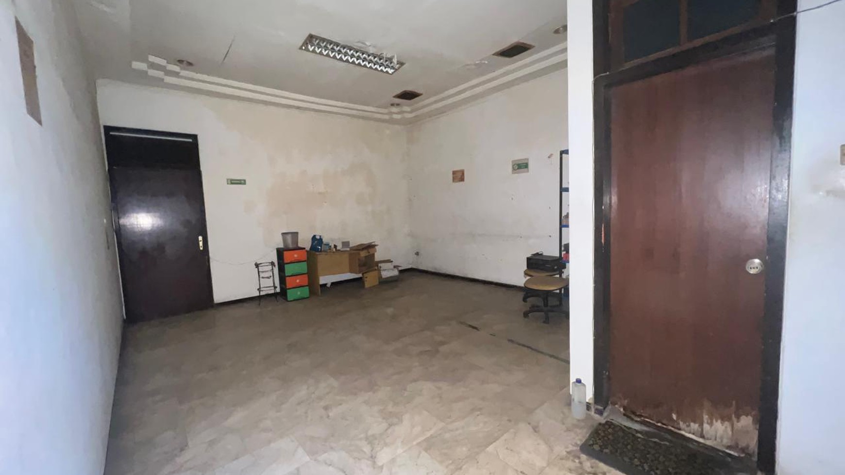 Rumah Kantor Strategis Raya Tenggilis Surabaya Selatan