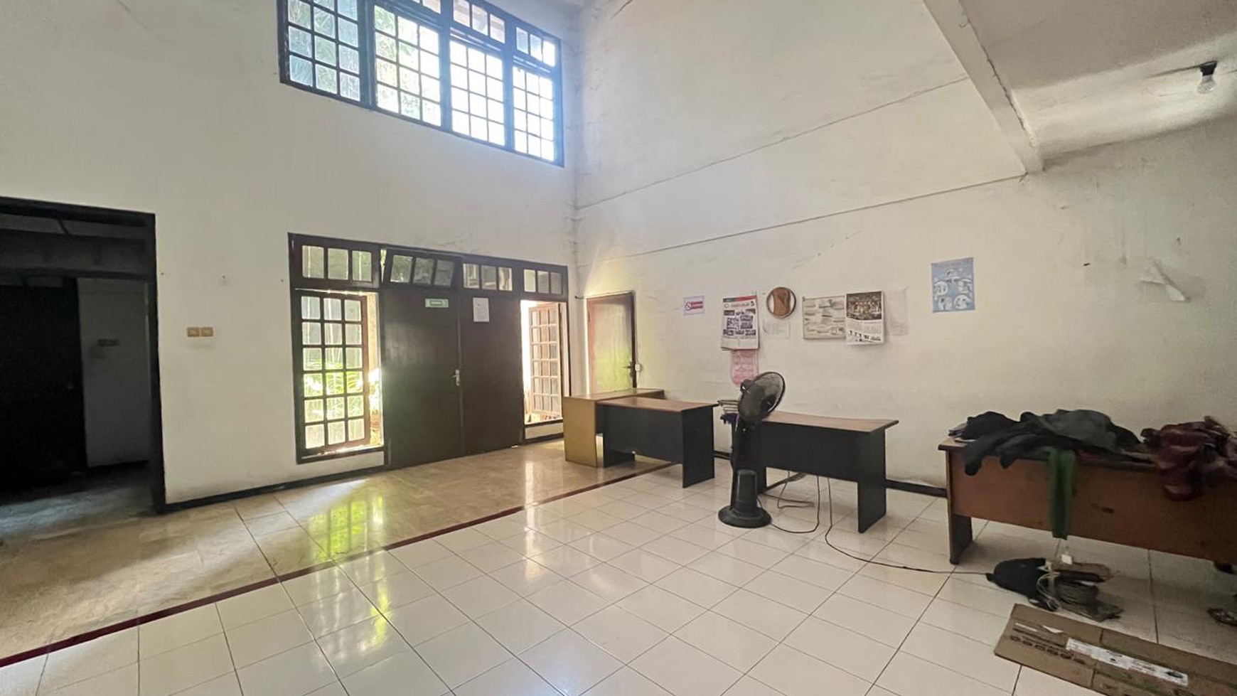Rumah Kantor Strategis Raya Tenggilis Surabaya Selatan
