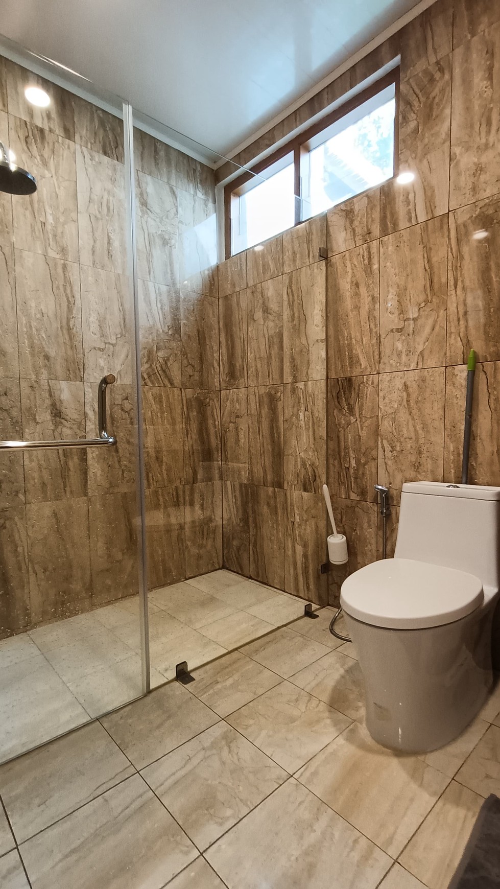 Rumah Siap Huni di Kucica, Sektor 9 Bintaro Jaya