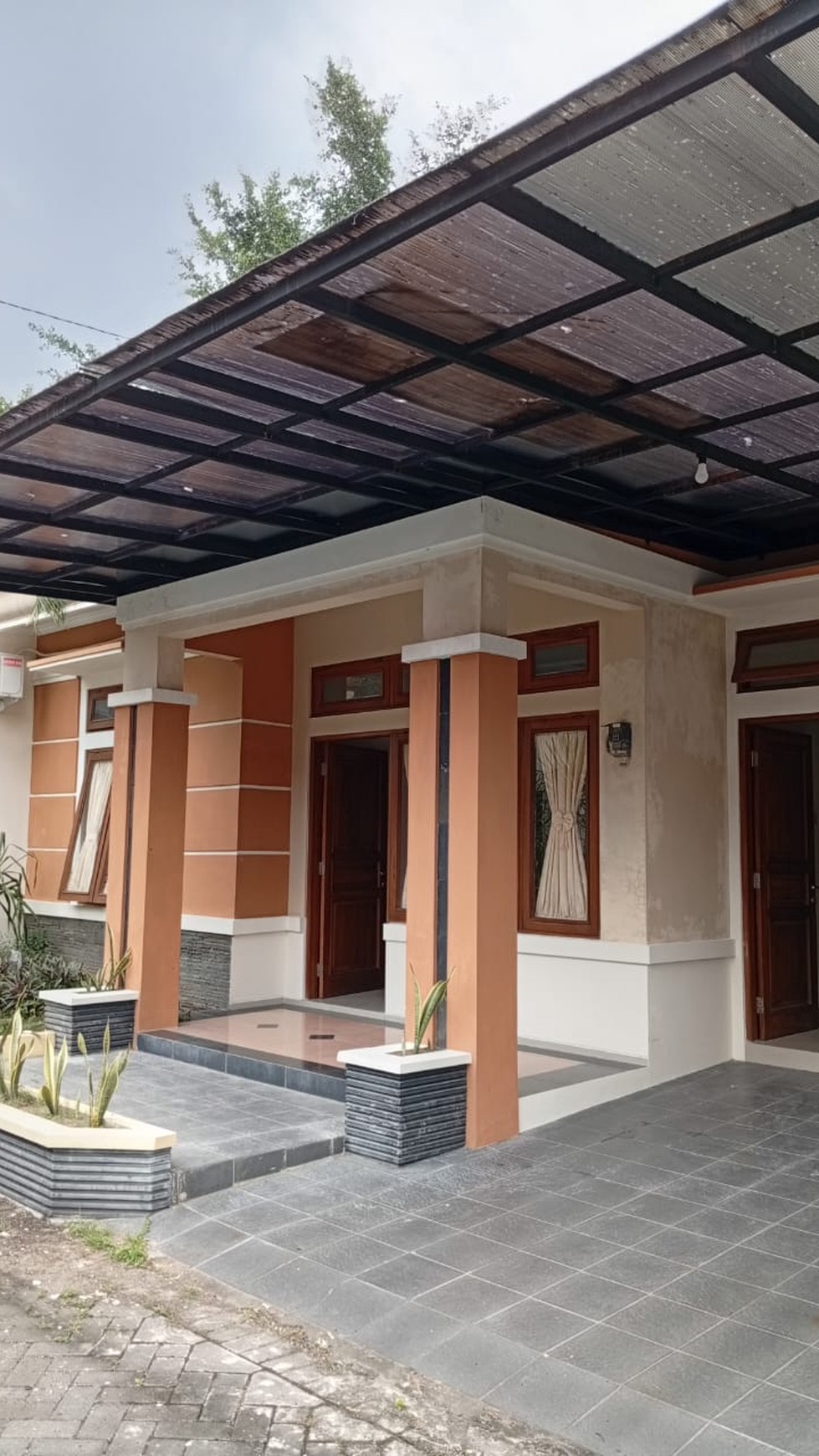 Rumah Dalam Perum Jambon Residence Kricak Tegalrejo Yogyakarta