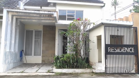 Rumah Tinggal Minimalis Lokasi Strategis Dekat Pasar Gentan Ngaglik Sleman 